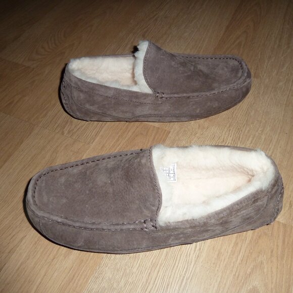 UGG Australia - Thurston Ascot - Moccasin Slipper - Brown Men\'s - 10 - S/N 5775 main image 7
